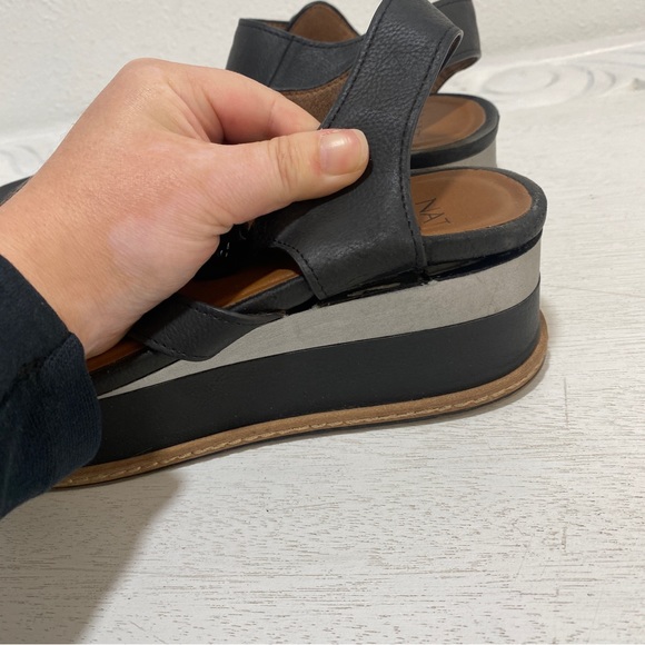 Naturalizer 8 Platform Sandals - Picture 4 of 7